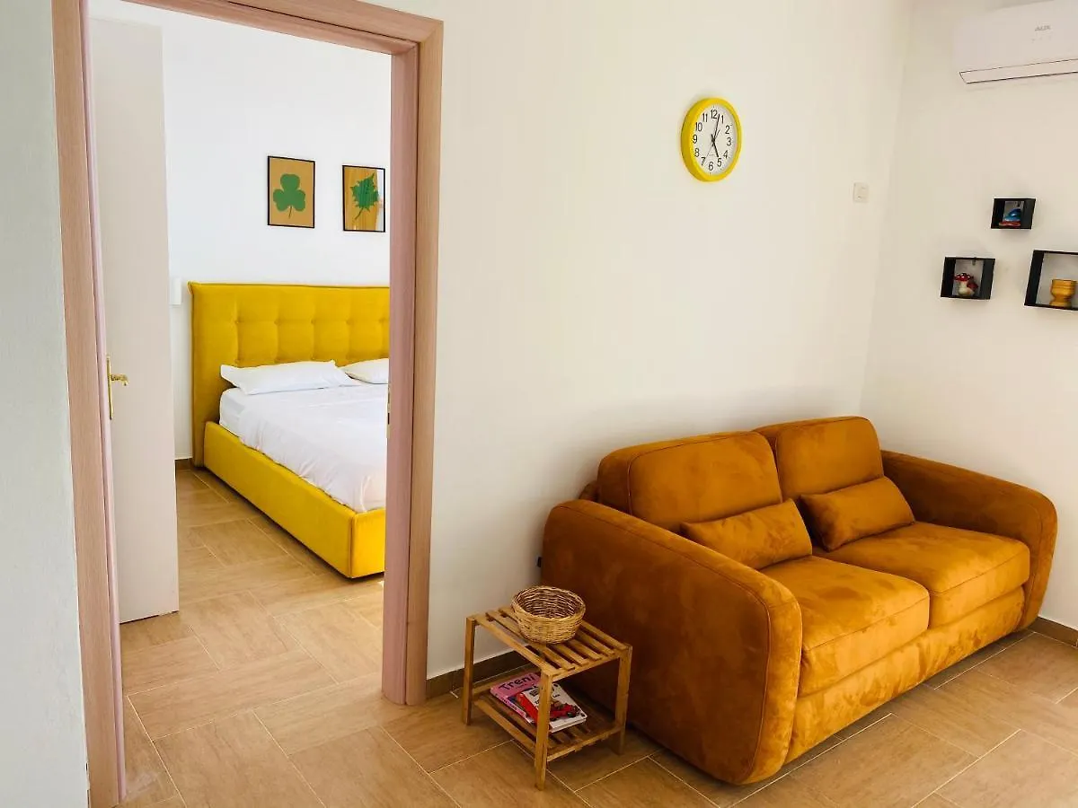 Modern Apartment In Lungomare, Vlorë